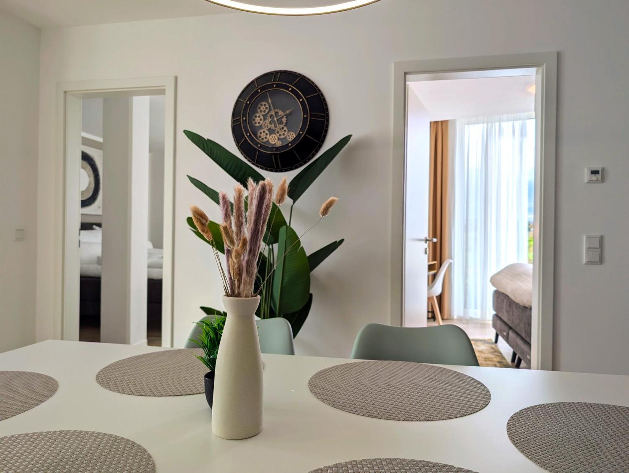 Bohnapartments - Nordkap-Suiten - Gratis Parkplatz - Moderner Neubau - Erdgeschoss - Fussbodenheizung Erfurt Camera foto
