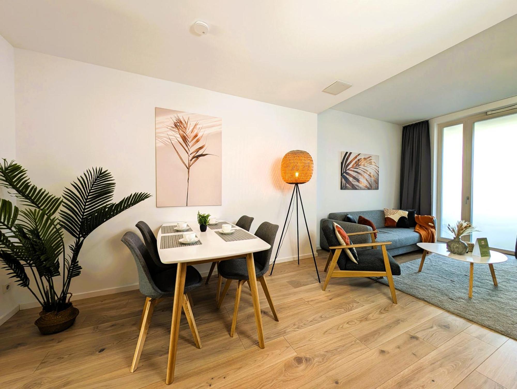 Bohnapartments - Nordkap-Suiten - Gratis Parkplatz - Moderner Neubau - Erdgeschoss - Fussbodenheizung Erfurt Esterno foto